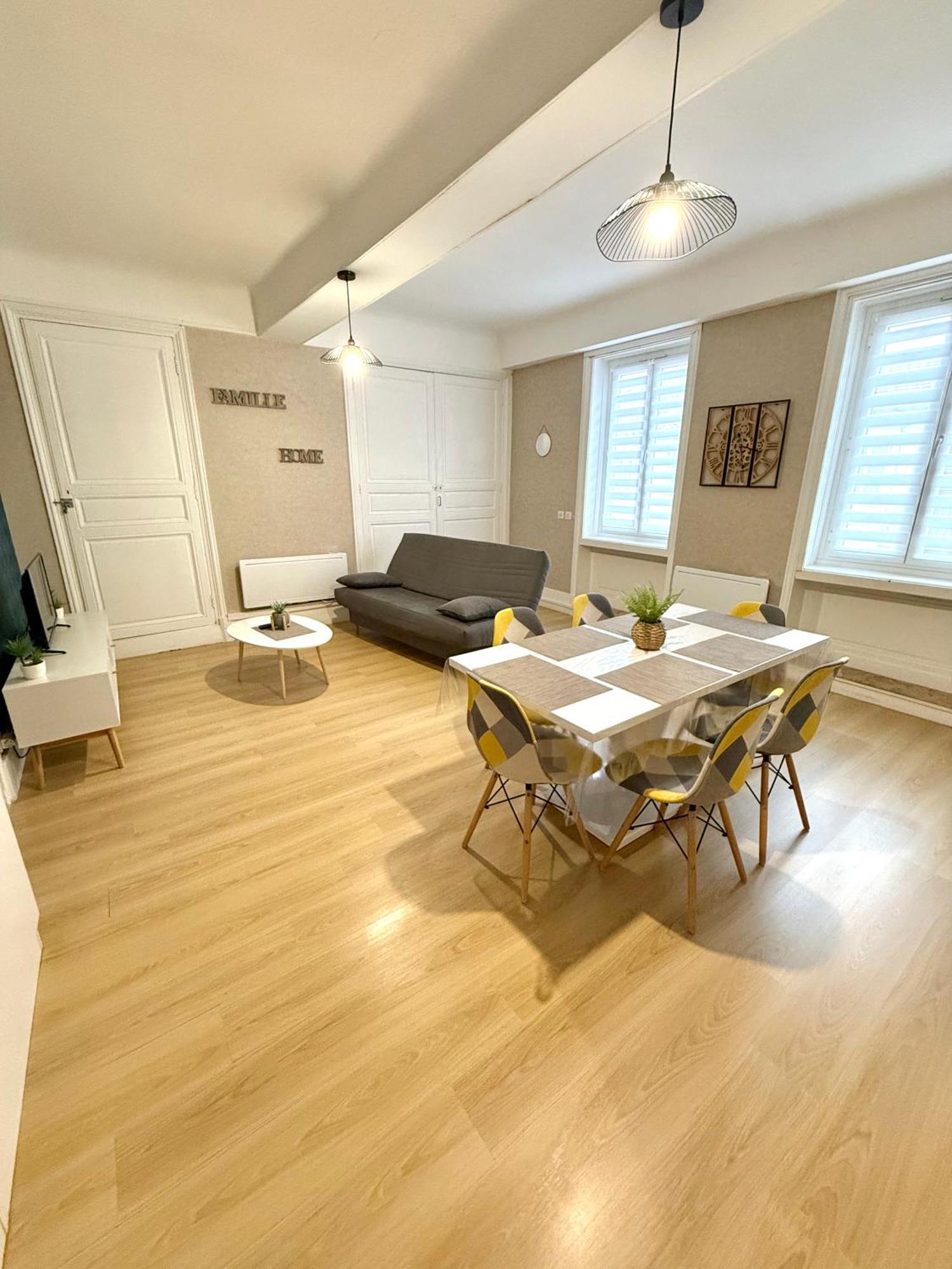 Le Retro Apartment Saint-Laurent-sur-Saone Exterior photo